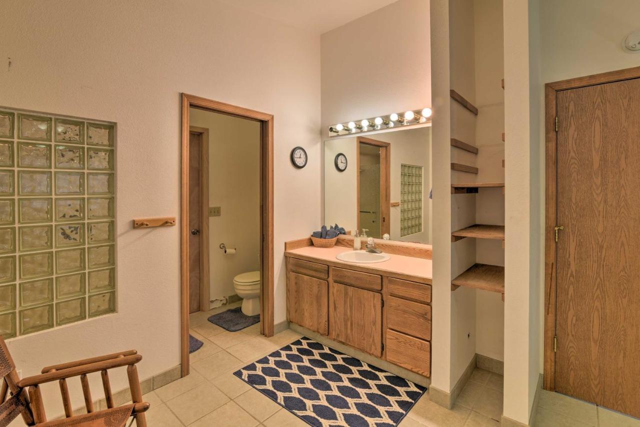 Spacious Family Home With Deck And Million-Dollar View Anchorage Exterior foto