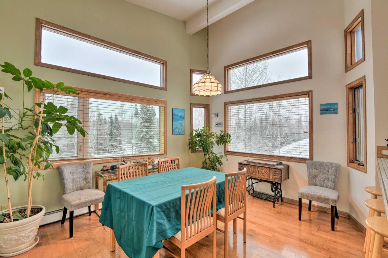 Spacious Family Home With Deck And Million-Dollar View Anchorage Exterior foto
