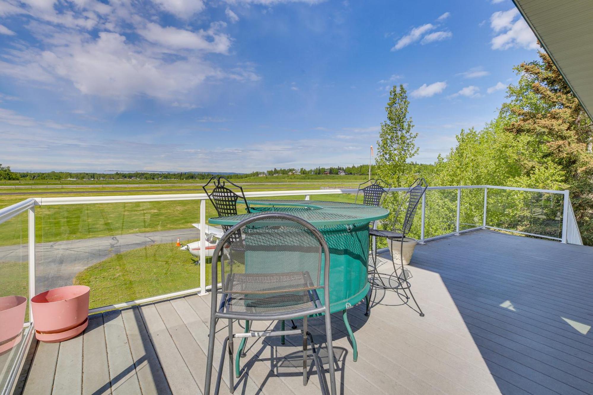 Spacious Family Home With Deck And Million-Dollar View Anchorage Exterior foto